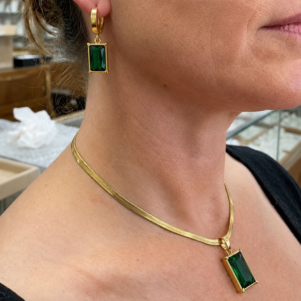 Iselotte Verdain Jewelry Set