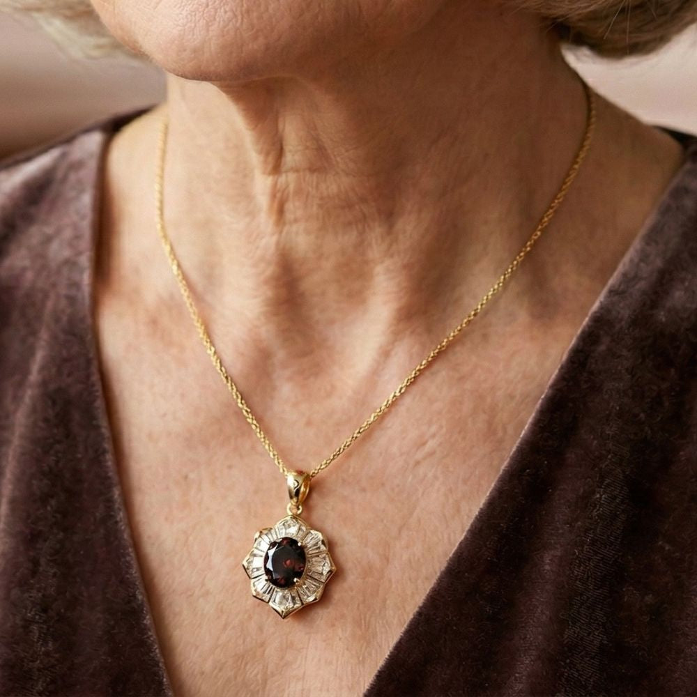 Kavella Solcrimson Necklace