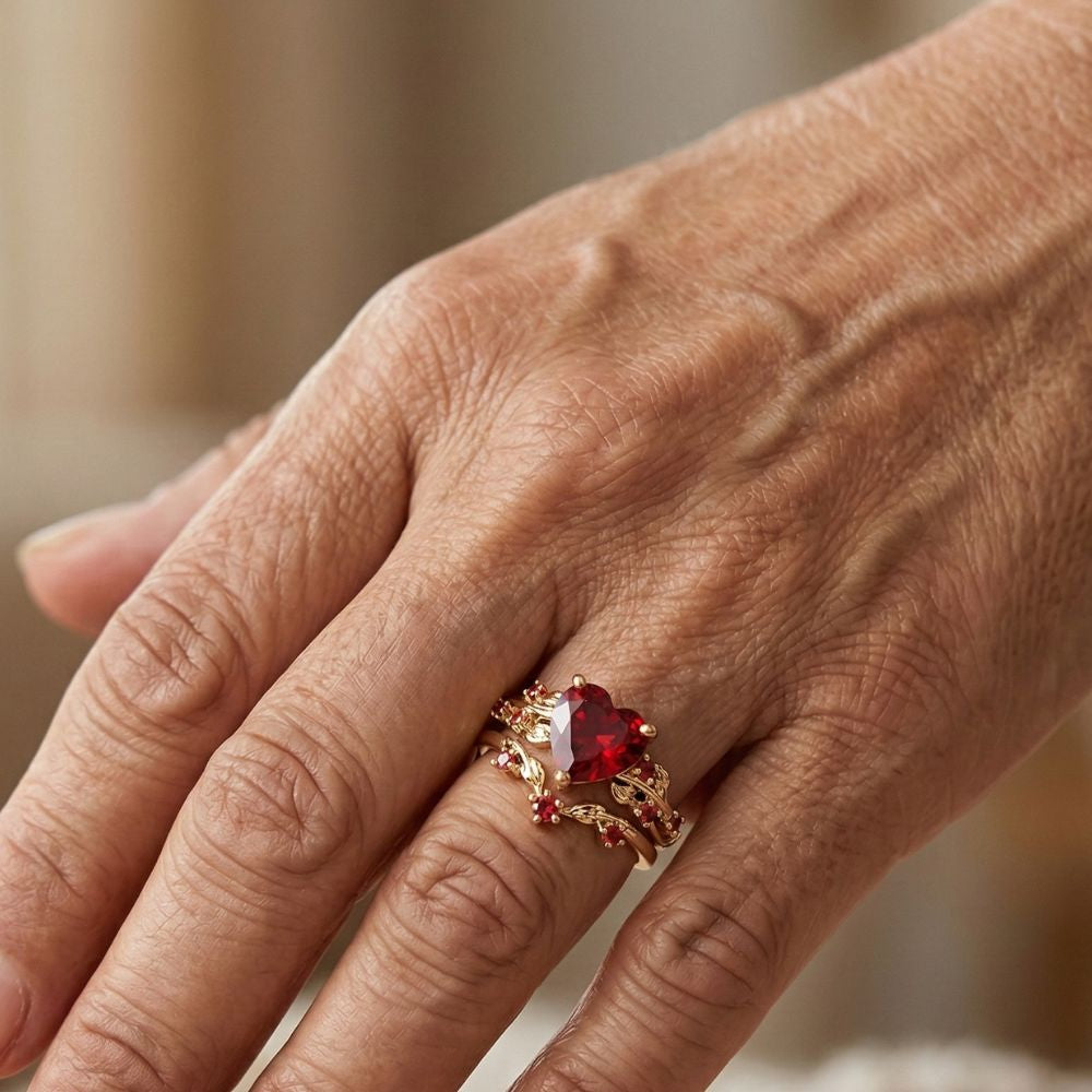 Redvine Heart Accent Ring Set