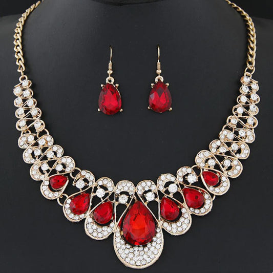 Maevina Crimselle Jewelry Set